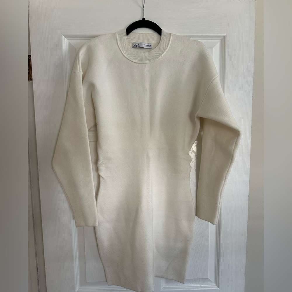 Zara Women’s Off-White Knit Dress size M